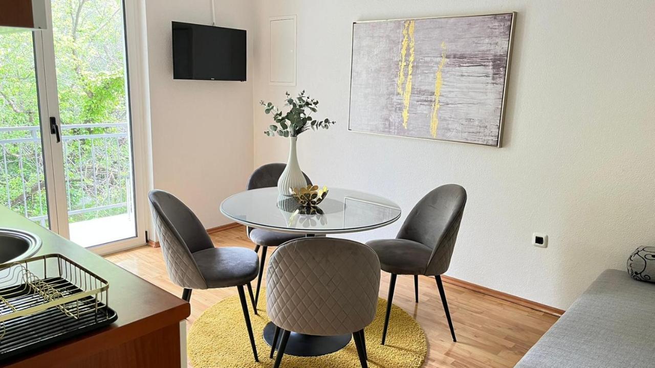 Guesthouse Civljak Baška Voda Εξωτερικό φωτογραφία