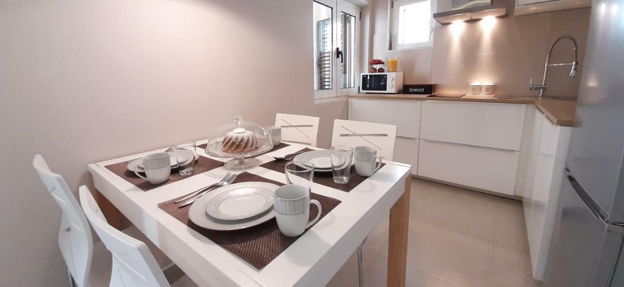 Guesthouse Civljak Baška Voda Εξωτερικό φωτογραφία