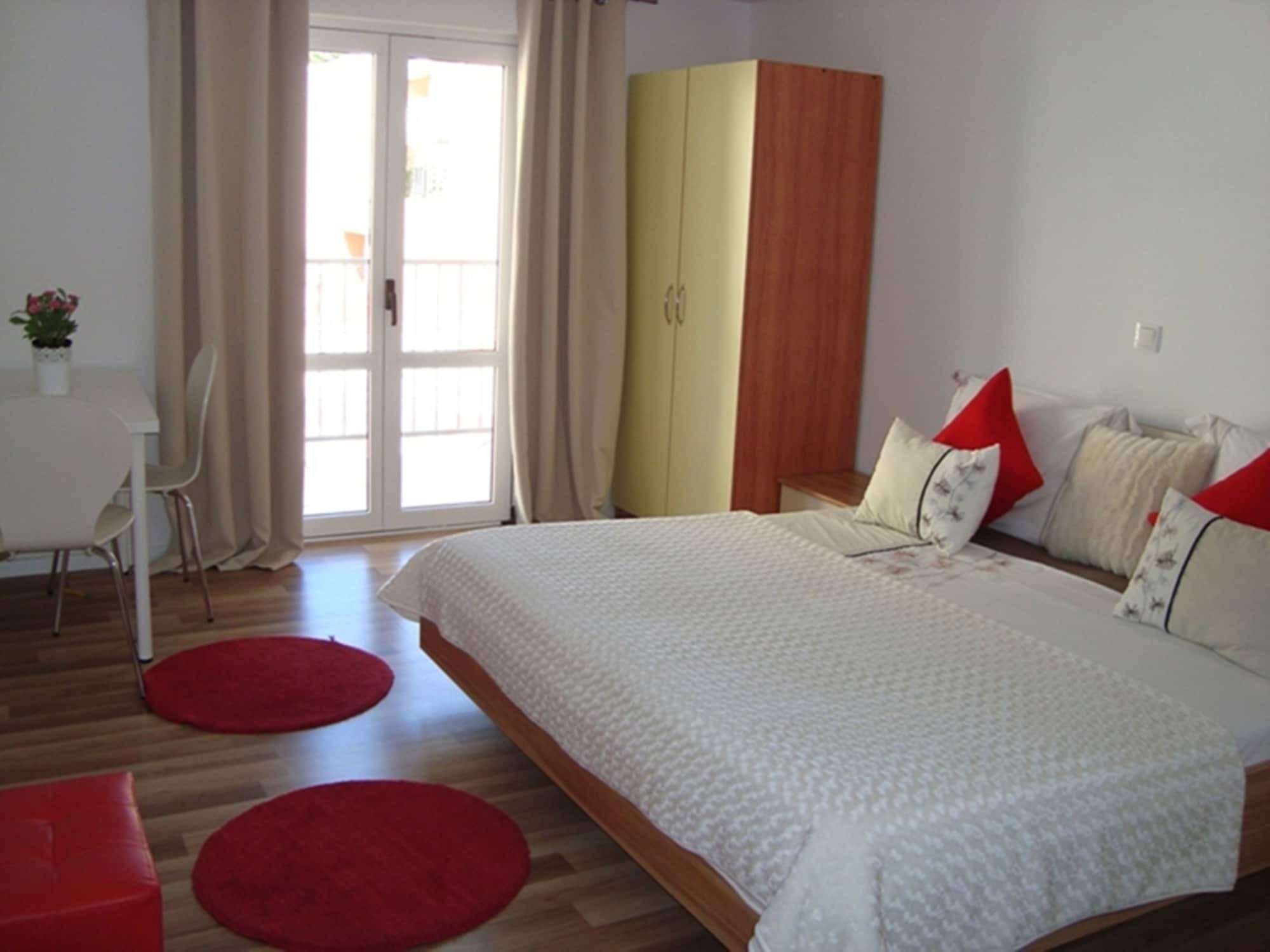 Guesthouse Civljak Baška Voda Εξωτερικό φωτογραφία